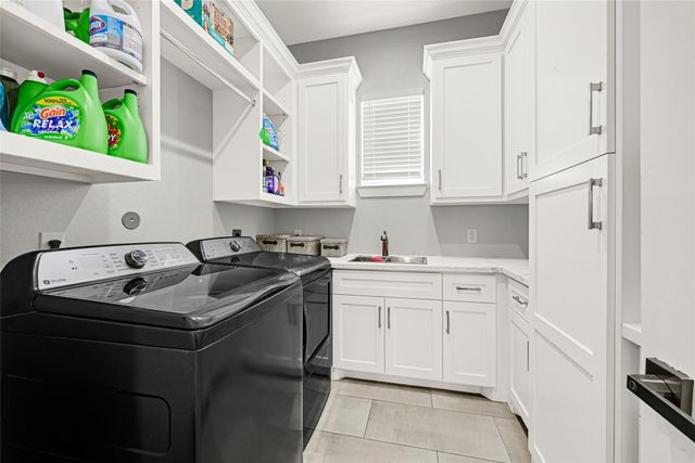 4821 1st Street, Houston, TX 77504