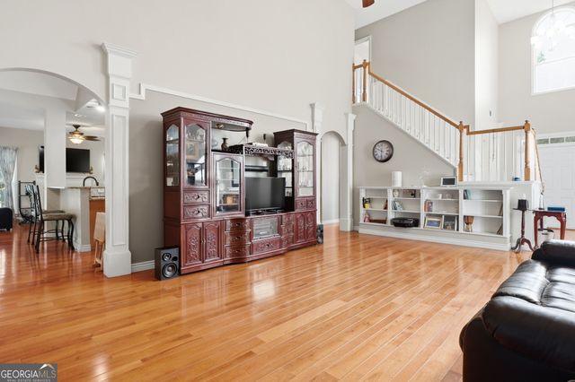 460 Persimmon Drive, Sharpsburg, GA 30277