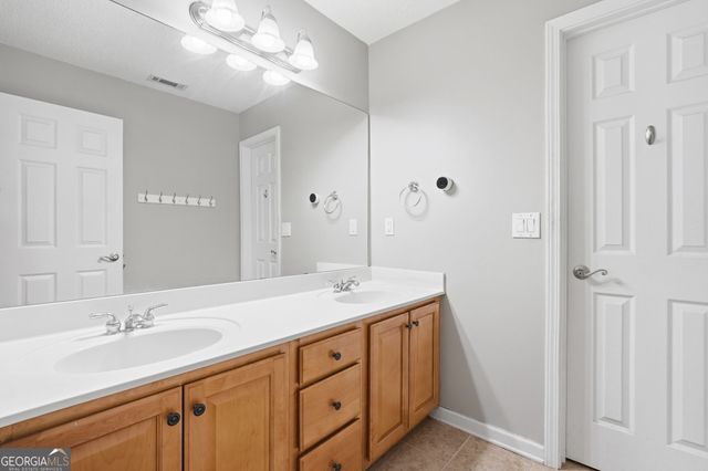 460 Persimmon Drive, Sharpsburg, GA 30277
