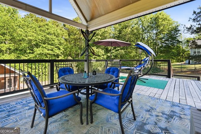 460 Persimmon Drive, Sharpsburg, GA 30277