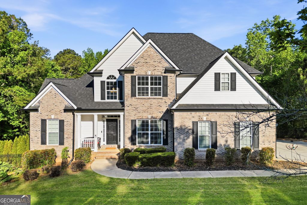 460 Persimmon Drive, Sharpsburg, GA 30277