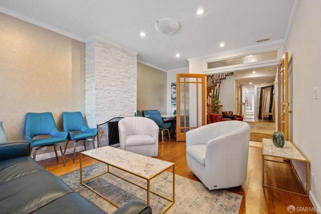 2076 16th Avenue, San Francisco, CA 94116