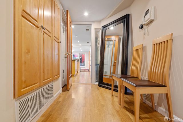 2076 16th Avenue, San Francisco, CA 94116