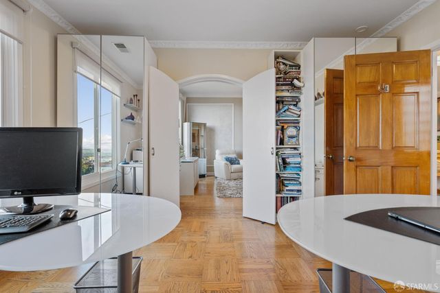 2076 16th Avenue, San Francisco, CA 94116
