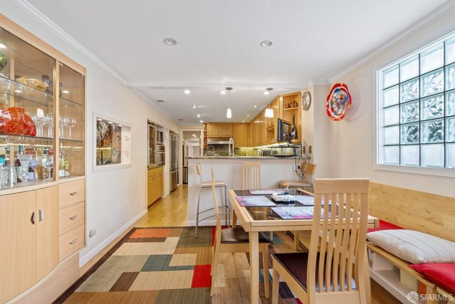 2076 16th Avenue, San Francisco, CA 94116