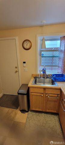 2076 16th Avenue, San Francisco, CA 94116