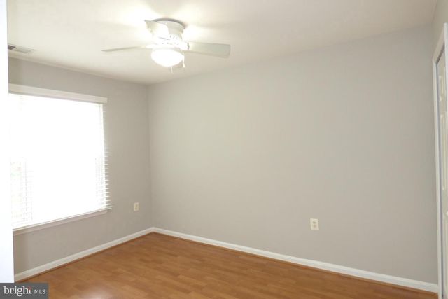 552 SPARKLEBERRY TER NE, Leesburg, VA 20176