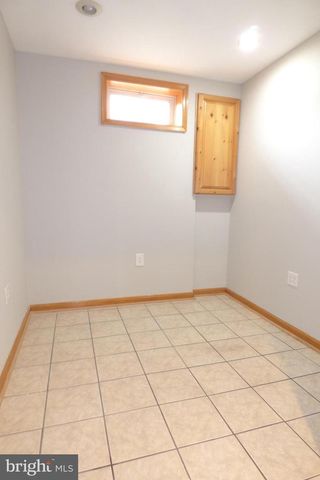 552 SPARKLEBERRY TER NE, Leesburg, VA 20176