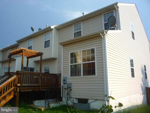 552 SPARKLEBERRY TER NE, Leesburg, VA 20176
