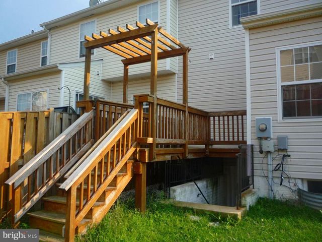 552 SPARKLEBERRY TER NE, Leesburg, VA 20176