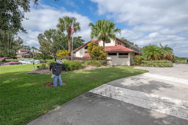 109 WATERWOOD DRIVE, Yalaha, FL 34797