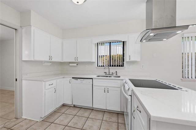 109 WATERWOOD DRIVE, Yalaha, FL 34797