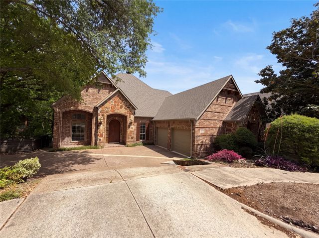 1309 Winding Brook Drive, Garland, TX 75044