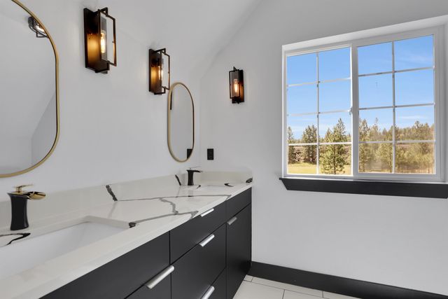 6501 W Jedi Ln, Spokane, WA 99224