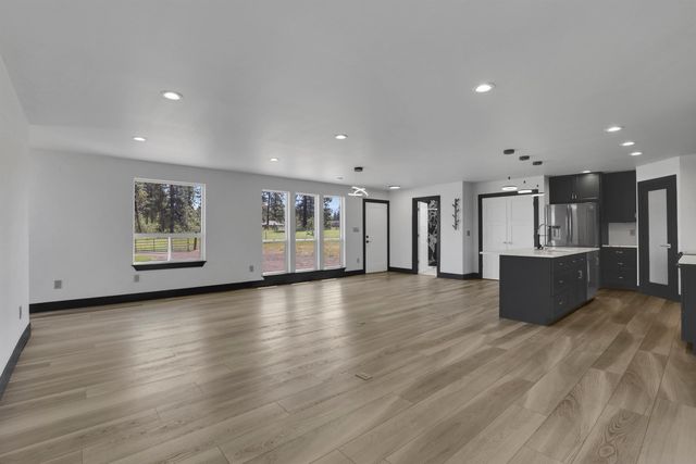 6501 W Jedi Ln, Spokane, WA 99224