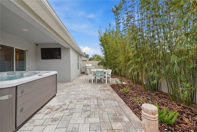 7037 CRUZ COURT, Lakeland, FL 33813