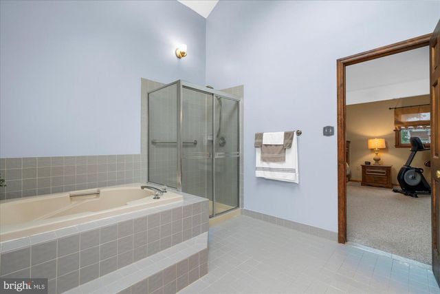 417 BOW LN, Gilbertsville, PA 19525