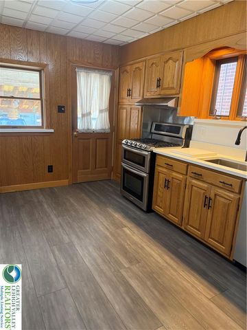 2014 West Green Street, Allentown City, PA 18104