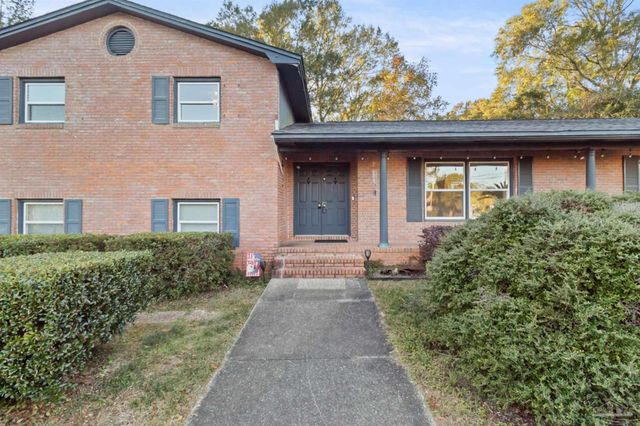 8755 Scenic Hills Dr, Pensacola, FL 32514