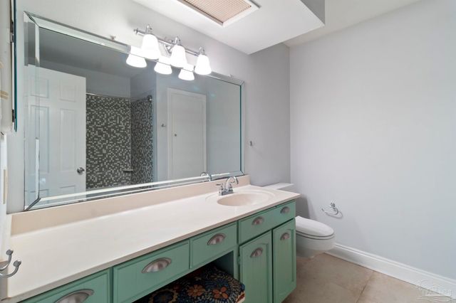 8755 Scenic Hills Dr, Pensacola, FL 32514