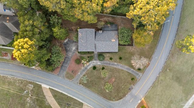 8755 Scenic Hills Dr, Pensacola, FL 32514