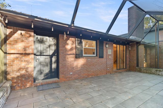 8755 Scenic Hills Dr, Pensacola, FL 32514