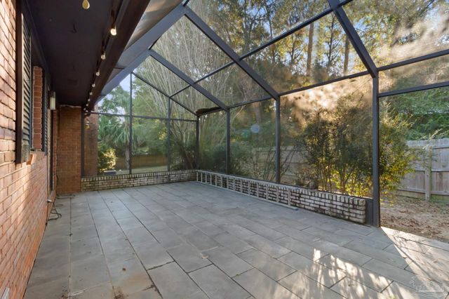 8755 Scenic Hills Dr, Pensacola, FL 32514