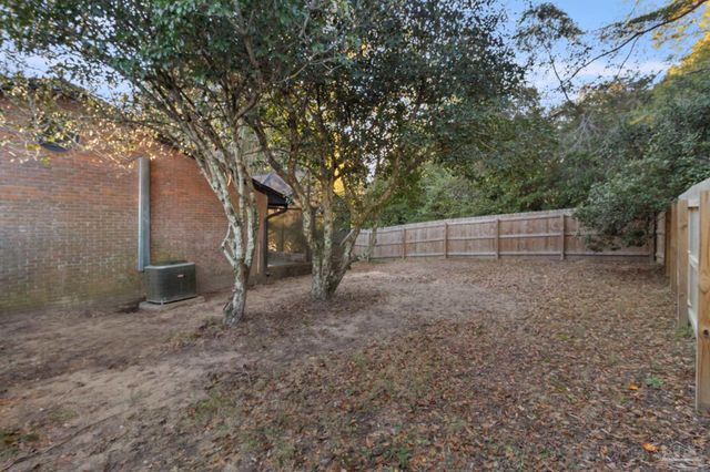 8755 Scenic Hills Dr, Pensacola, FL 32514