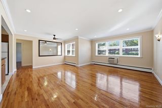 227 N Middletown Road D, Pearl River, NY 10965