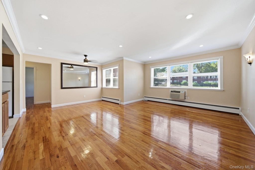 227 N Middletown Road D, Pearl River, NY 10965 — exterior