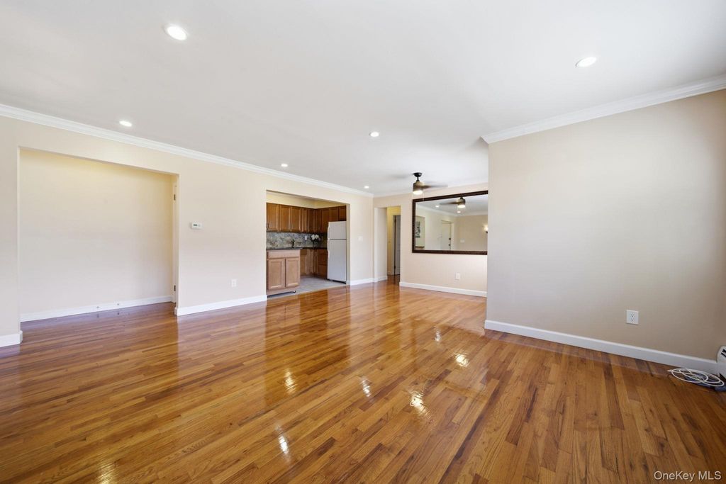 227 N Middletown Road D, Pearl River, NY 10965 — photo 3