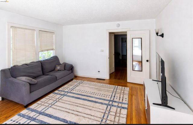 926 Georgia St, Vallejo, CA 94590