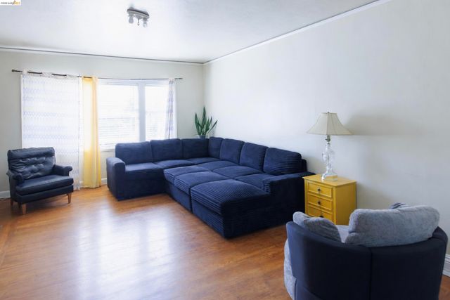 926 Georgia St, Vallejo, CA 94590