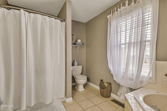 444 Alfalfa Lane, Jonesborough, TN 37659