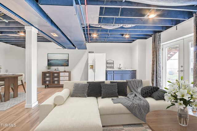 444 Alfalfa Lane, Jonesborough, TN 37659