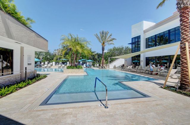 15326 Strathearn Drive 11902, Delray Beach, FL 33446