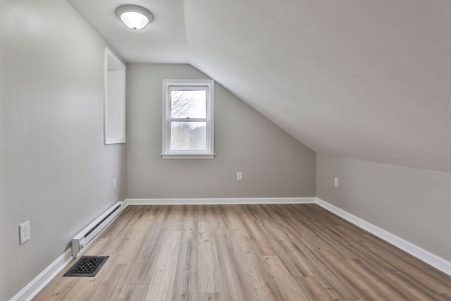 17 Derry Road, Chester, NH 03036