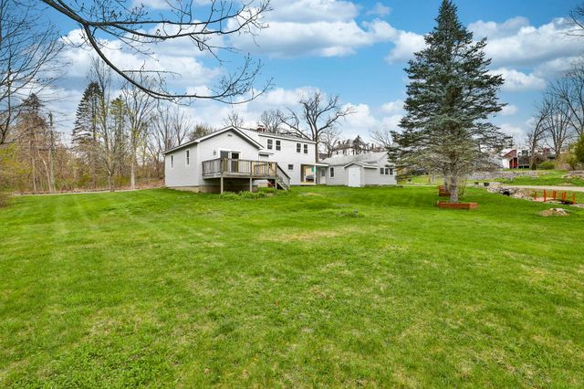 17 Derry Road, Chester, NH 03036