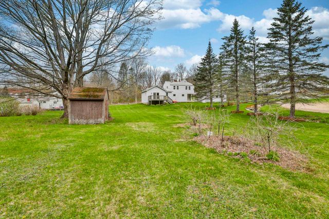 17 Derry Road, Chester, NH 03036