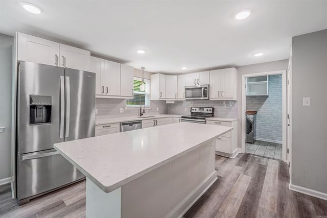 9 Whispering Drive, Alexander, AR 72210