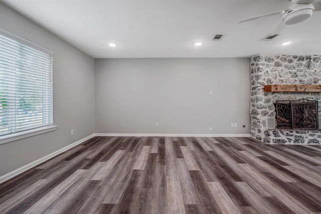 9 Whispering Drive, Alexander, AR 72210