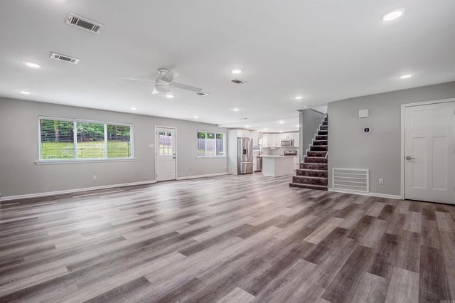 9 Whispering Drive, Alexander, AR 72210