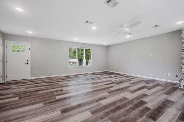 9 Whispering Drive, Alexander, AR 72210