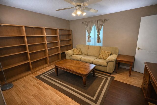 32 BARKLEY LANE, Palm Coast, FL 32137