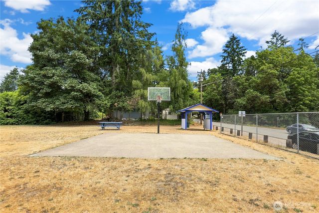 2114 191st Avenue SW, Lakebay, WA 98349