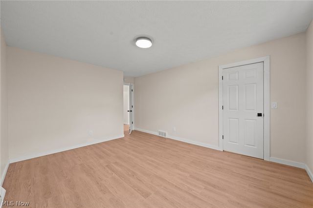 6704 Cheryl Ann Drive, Seven Hills, OH 44131