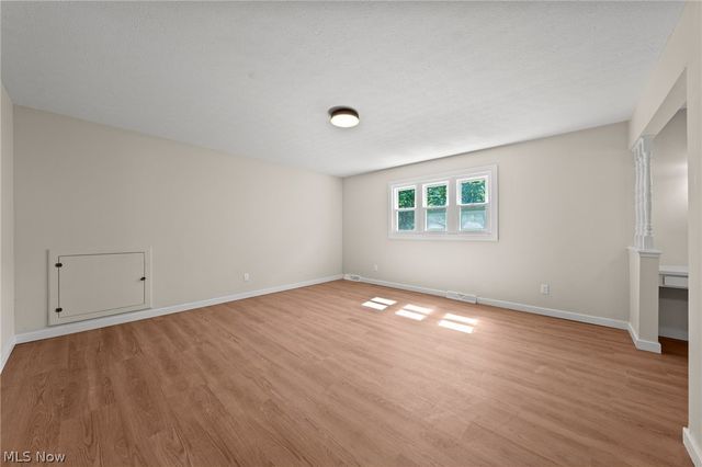 6704 Cheryl Ann Drive, Seven Hills, OH 44131