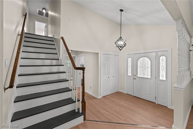 6704 Cheryl Ann Drive, Seven Hills, OH 44131