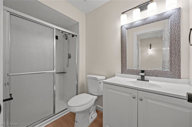 6704 Cheryl Ann Drive, Seven Hills, OH 44131