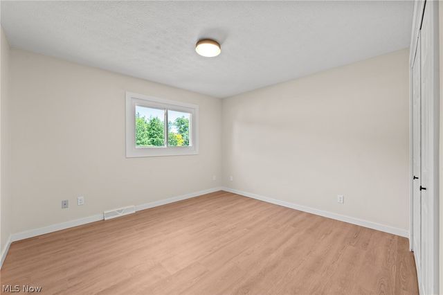6704 Cheryl Ann Drive, Seven Hills, OH 44131